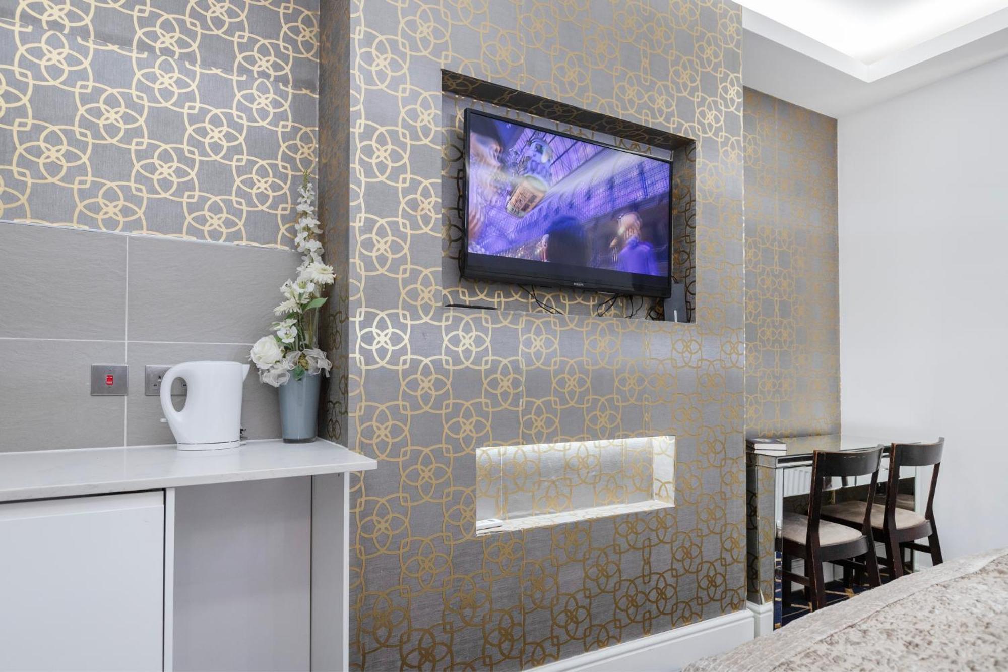 Hyde Park Rooms & Apartments Лондон Екстер'єр фото