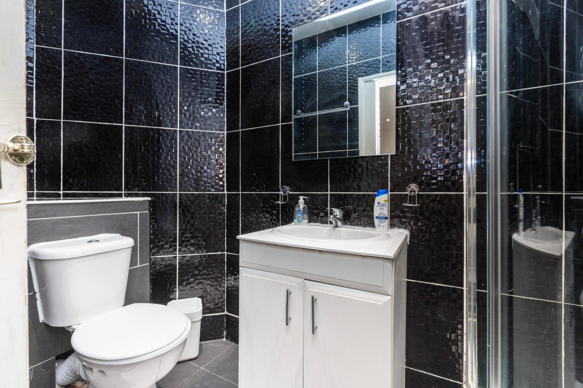 Hyde Park Rooms & Apartments Лондон Екстер'єр фото