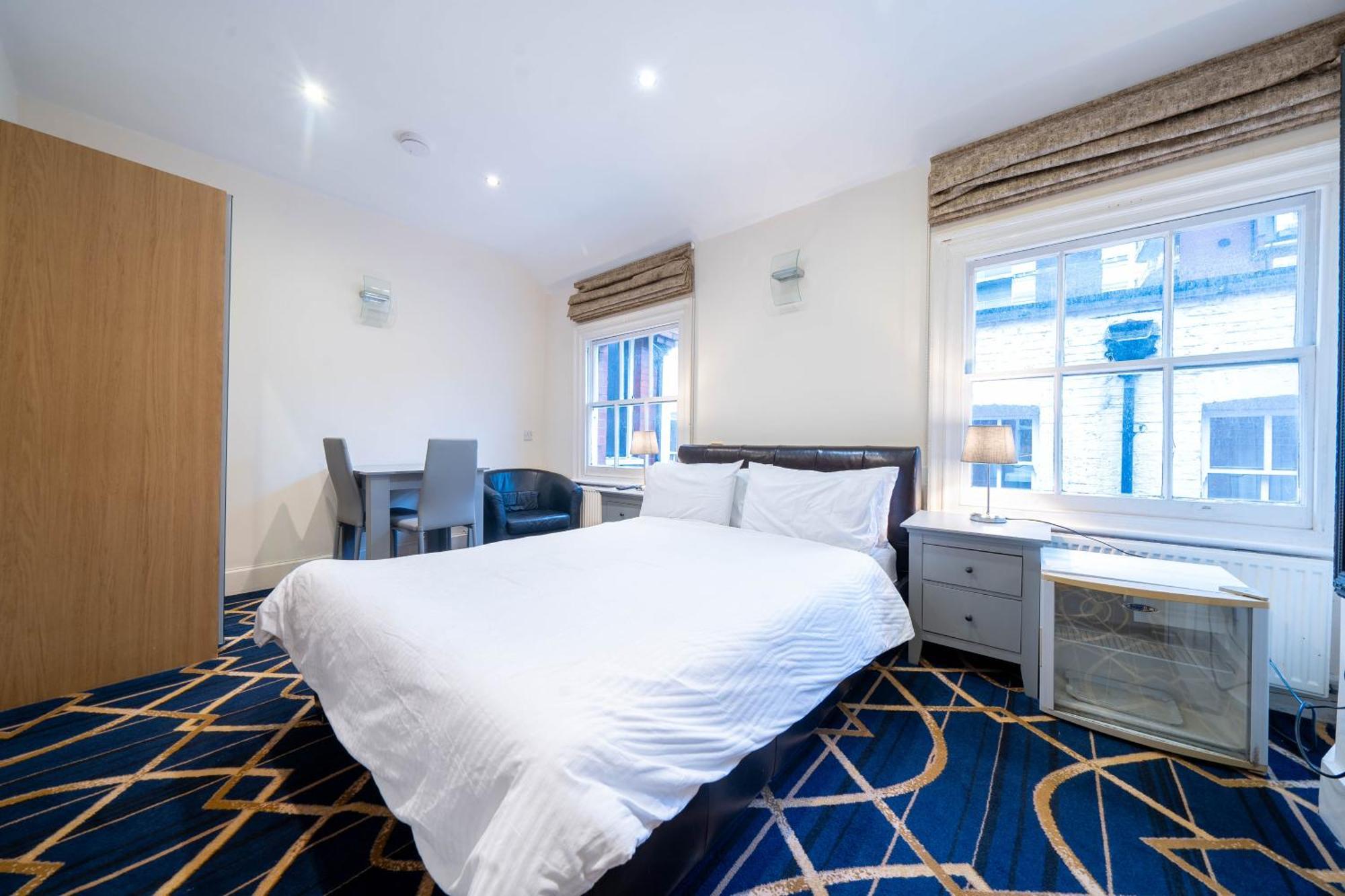 Hyde Park Rooms & Apartments Лондон Екстер'єр фото