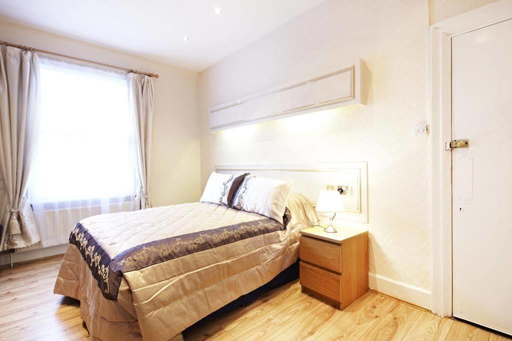 Hyde Park Rooms & Apartments Лондон Екстер'єр фото